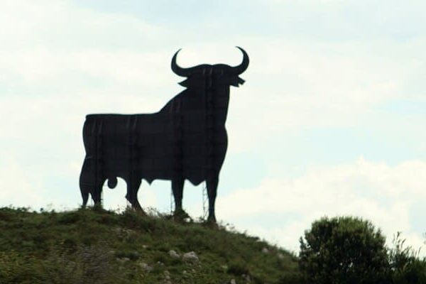 Kjempeoksen – fra reklameskilt til nasjonalskatt