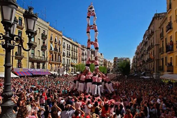 Katalonia: Menneskelige tårn på 10 etasjer