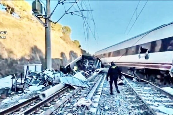 Første større ulykke med lyntog i Spania