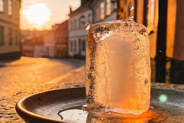 40 grader får spanjolene til å droppe isbitene